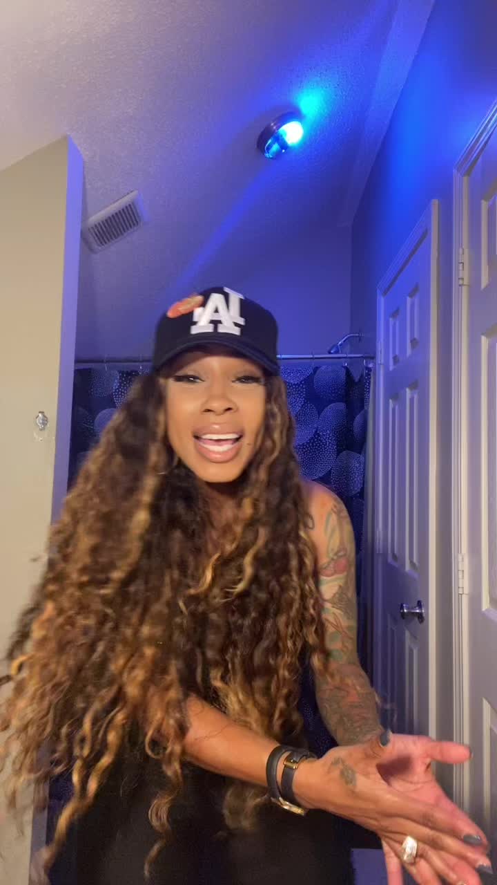 @Candycocain 💙🍭
