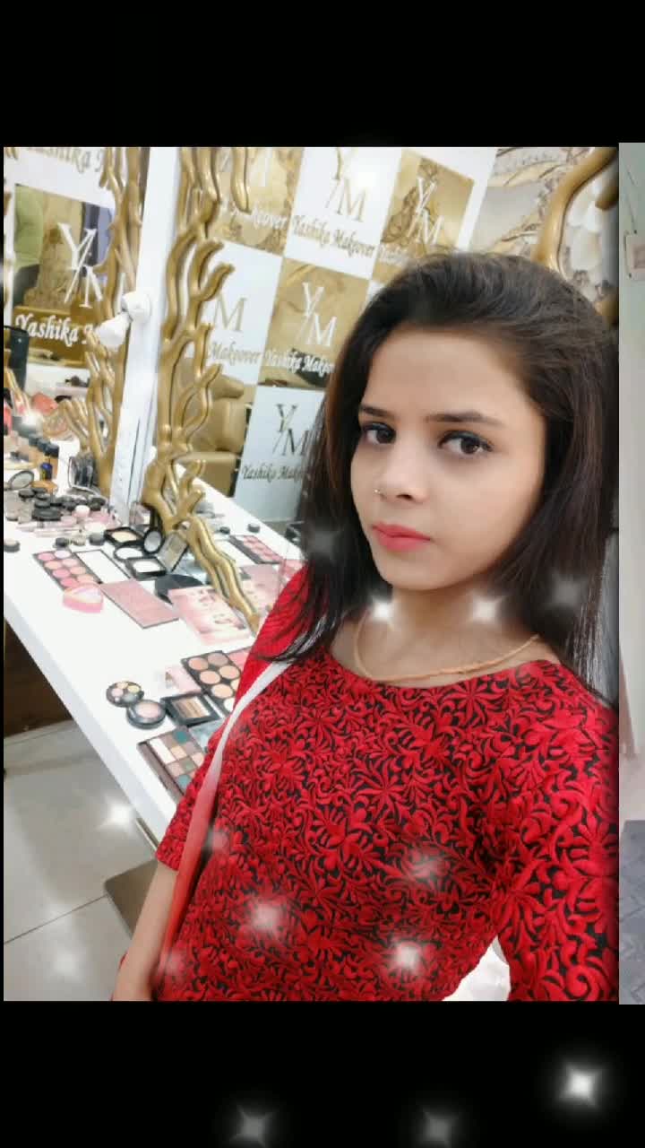 @M D MakeoveR