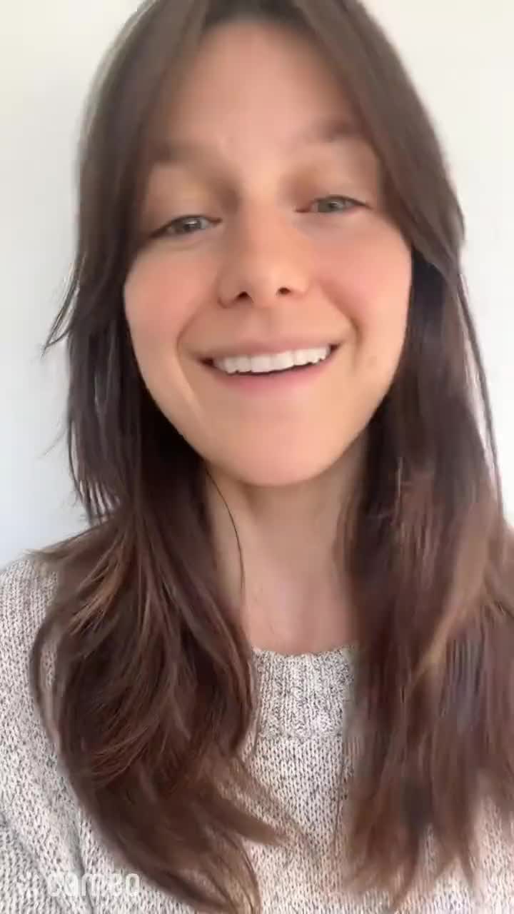 @Melissa Benoist