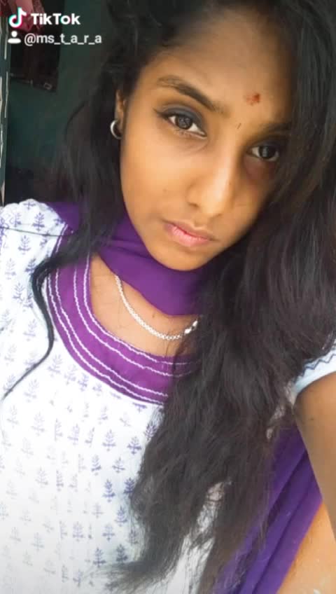 @Diya_arz
