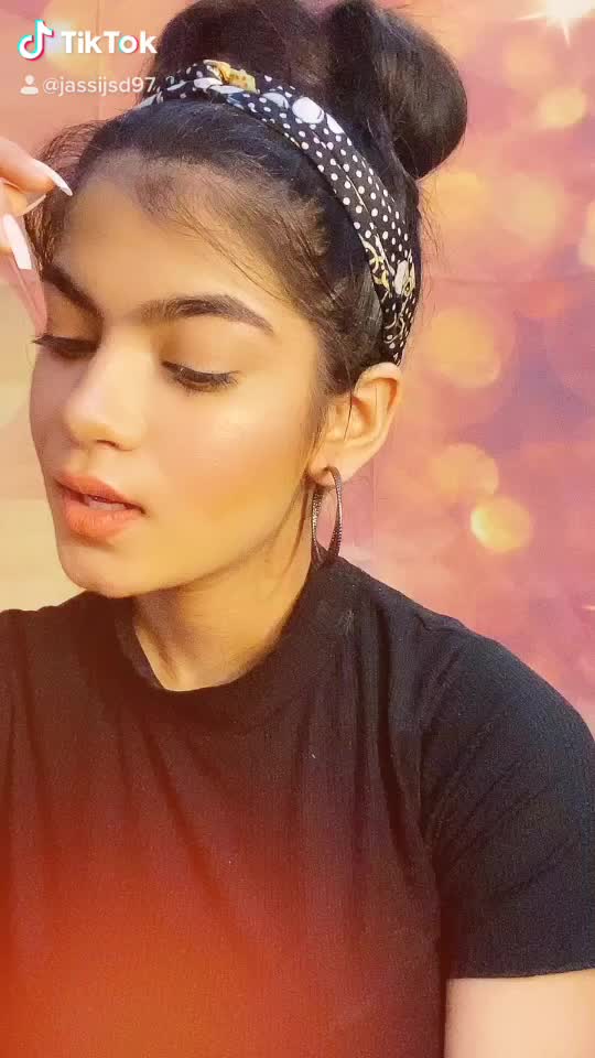 @dh.sheena