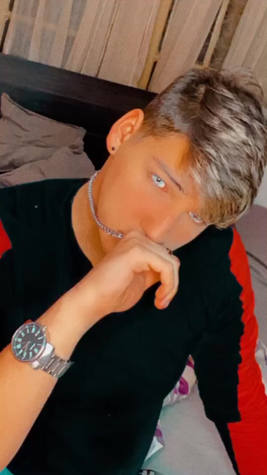 @Dit l&rsquo;&acirc;ne 😂