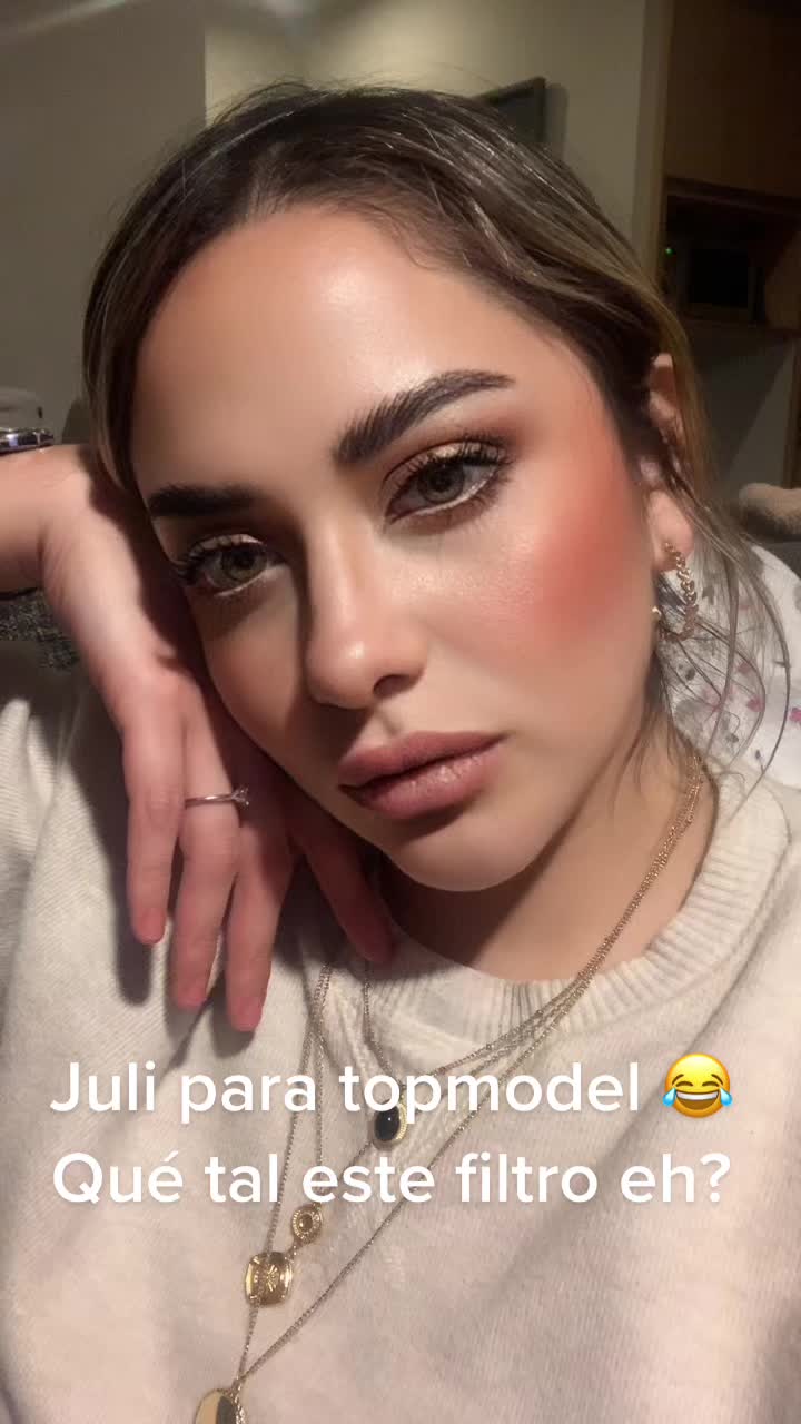 @julimakeup2u