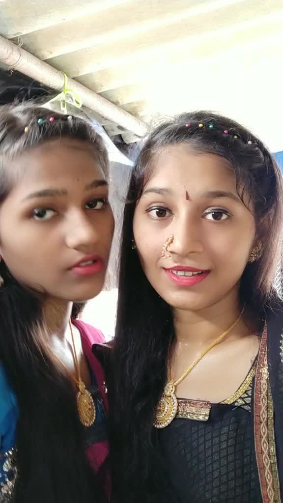 @rohuu😍😘