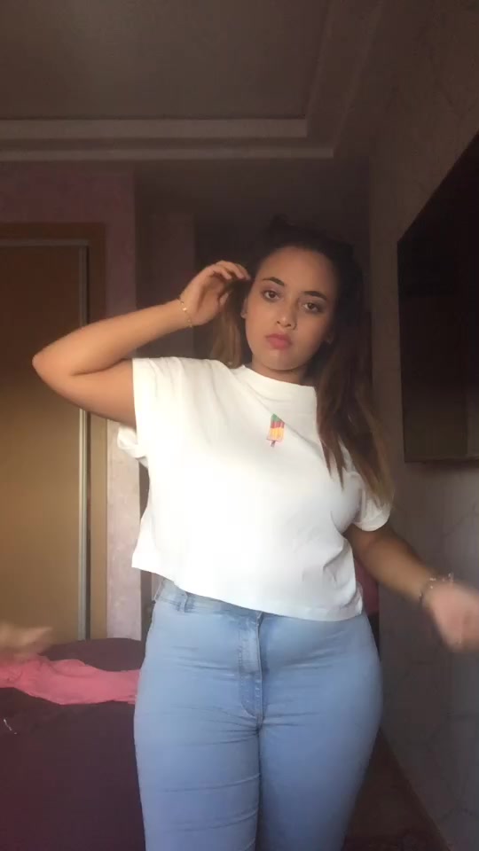 @Lariffienne
