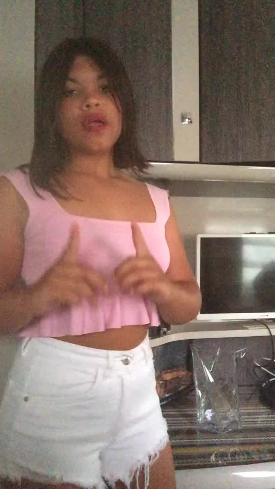 @💞Selena Es👧🏾