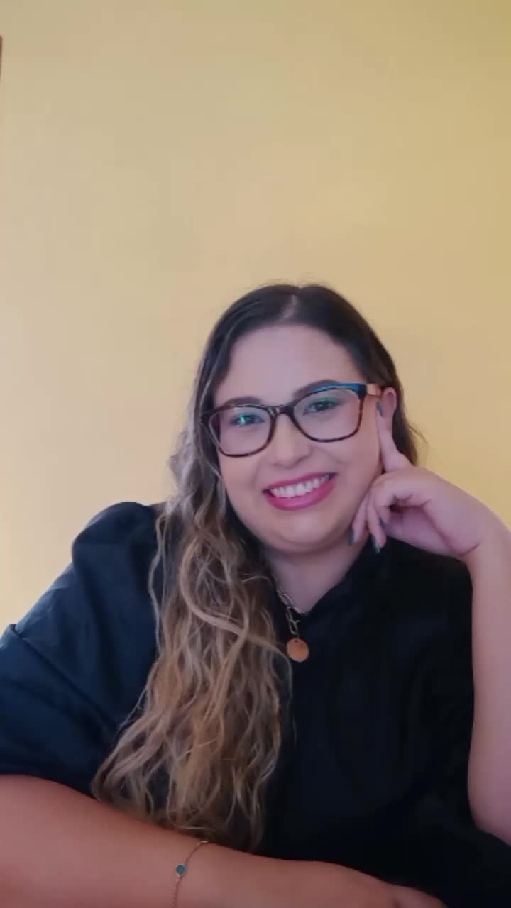 @Thaís Felício
