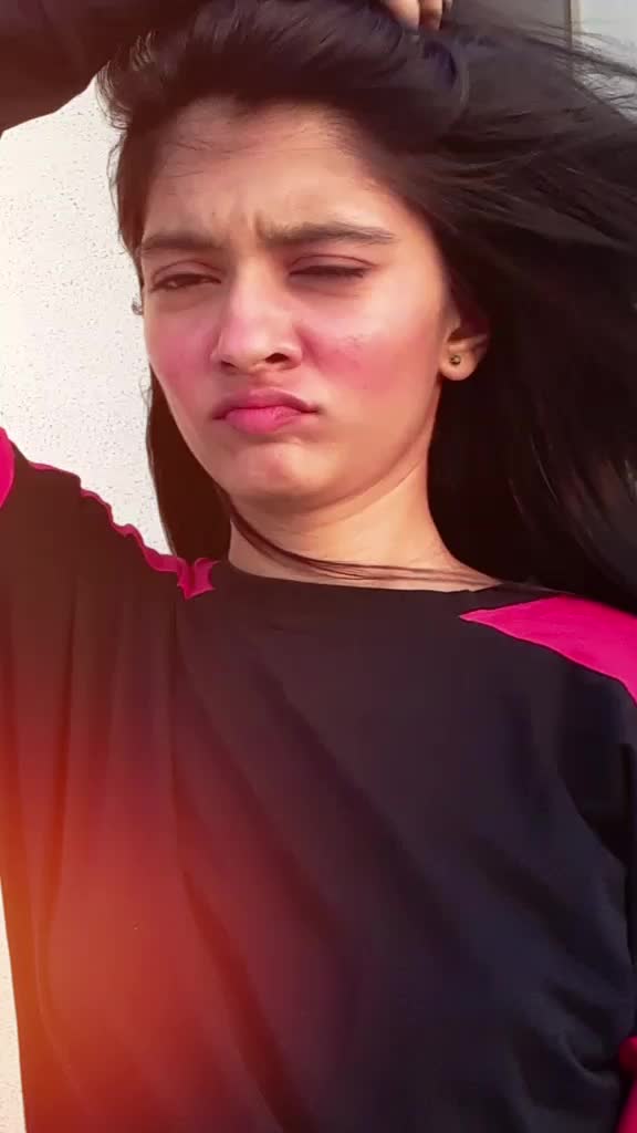 @vidhi acharya๐