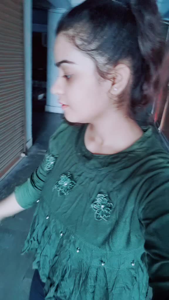 @♥️Shreya Tripathi♥️