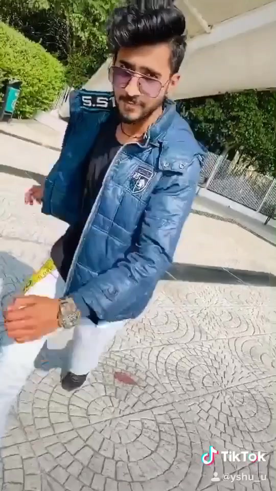 @Yashu_u