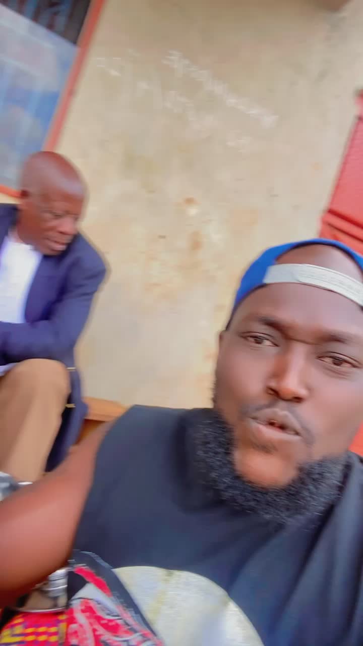 @MK🇺🇬