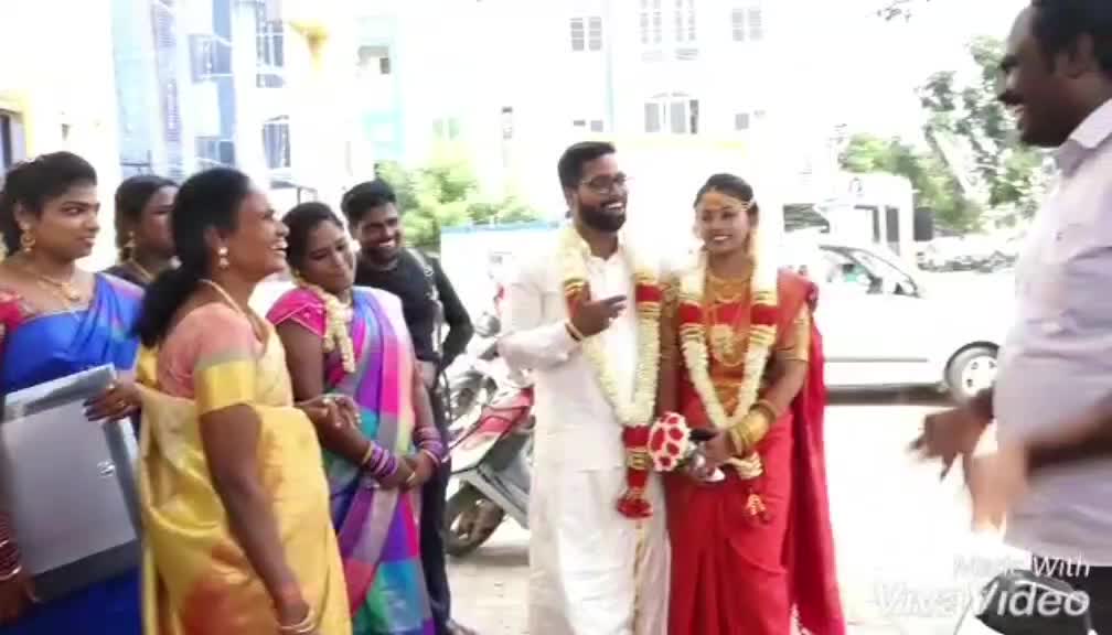 @sanகீ