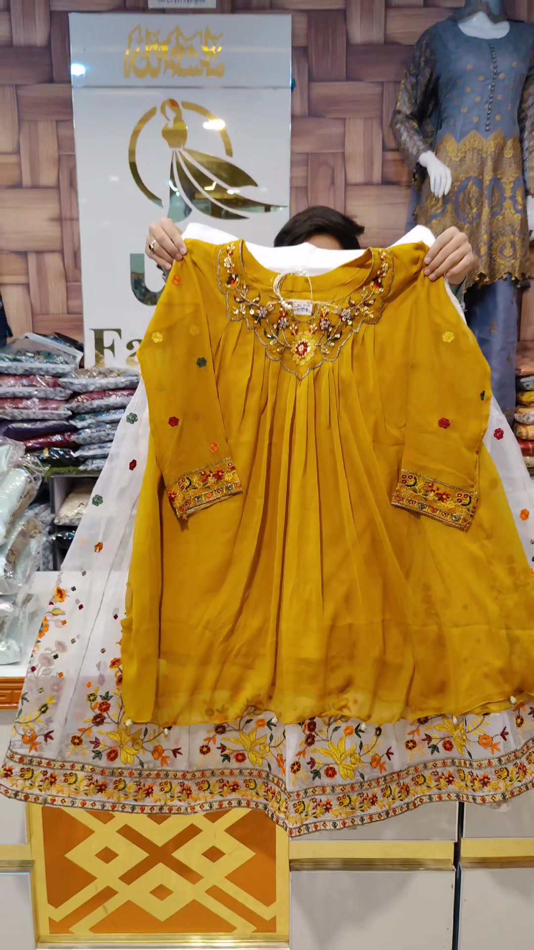@UK+Fashion