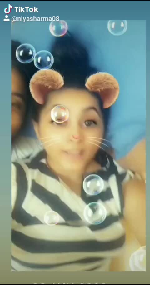 @niyasharma