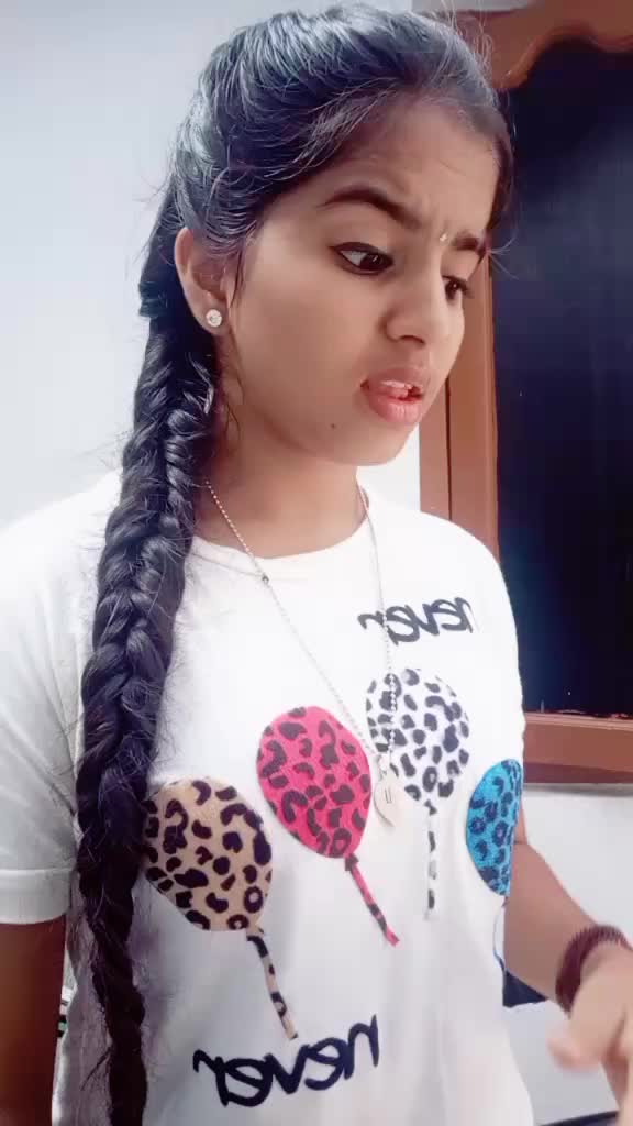 @navya_mudhiraj_200👑