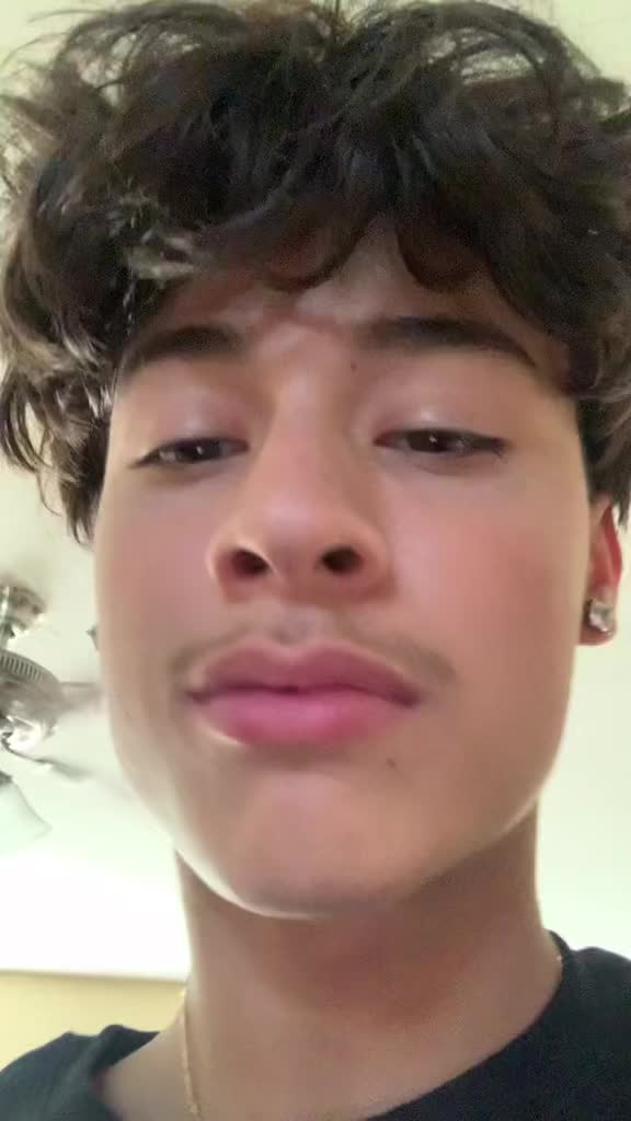 @yallaintfindalex