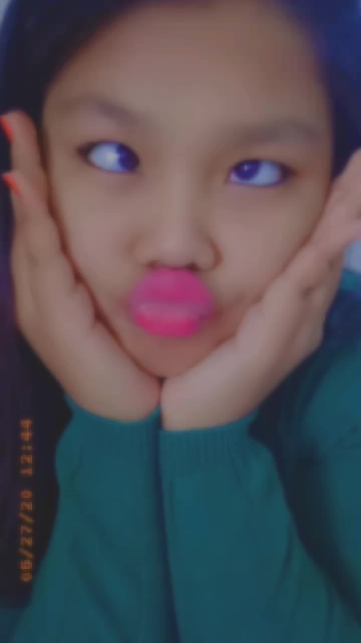 @Nepali Girl😎