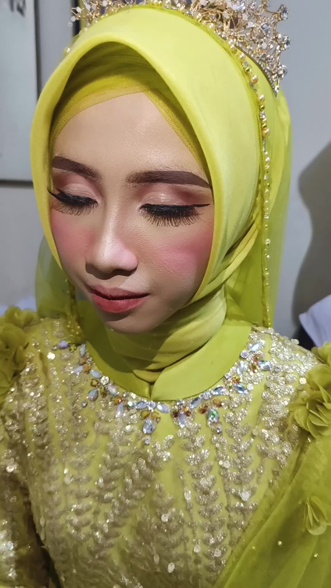 @Elysa_Makeup
