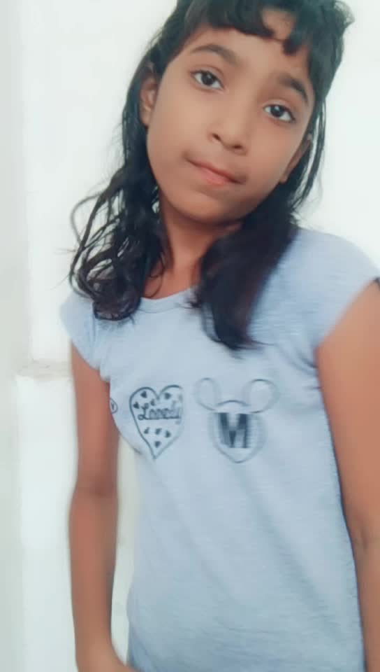 @Aaditi😇