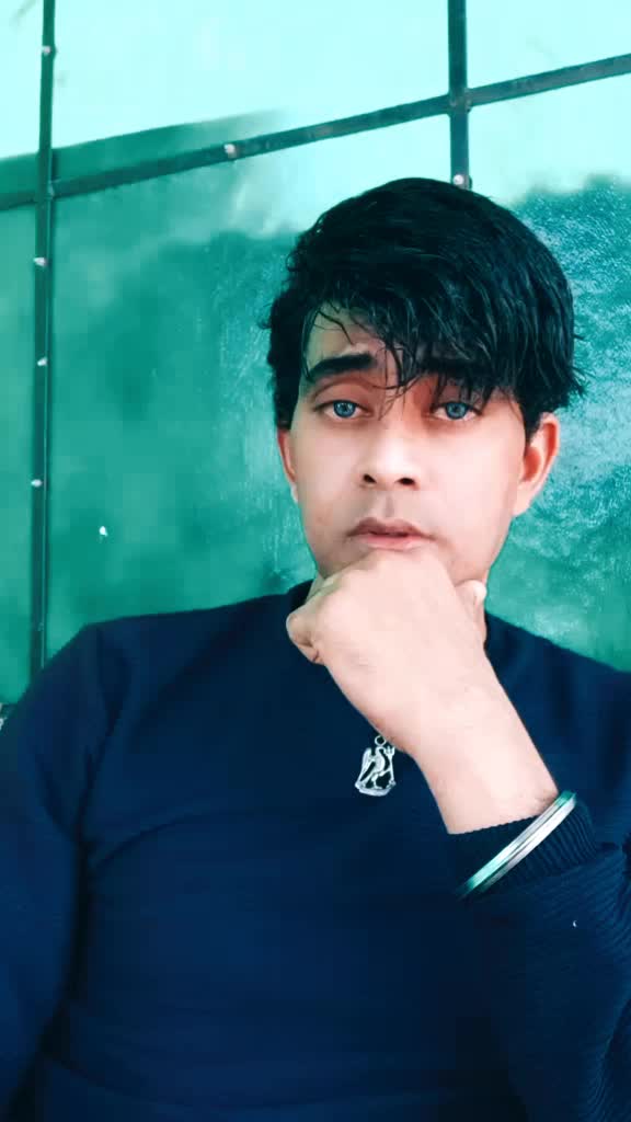 @Praveenrajveer Raj