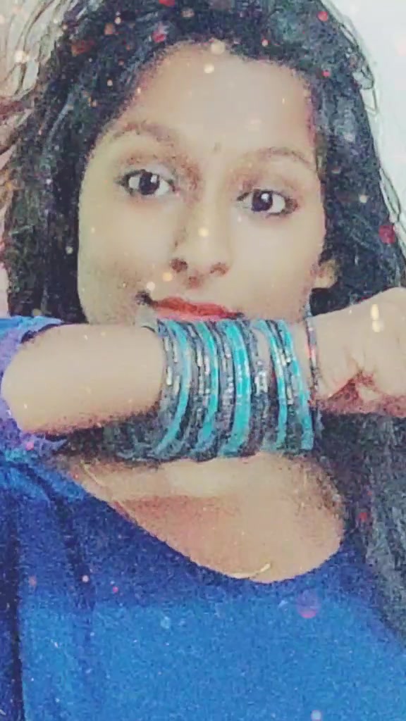 @Divya Designer