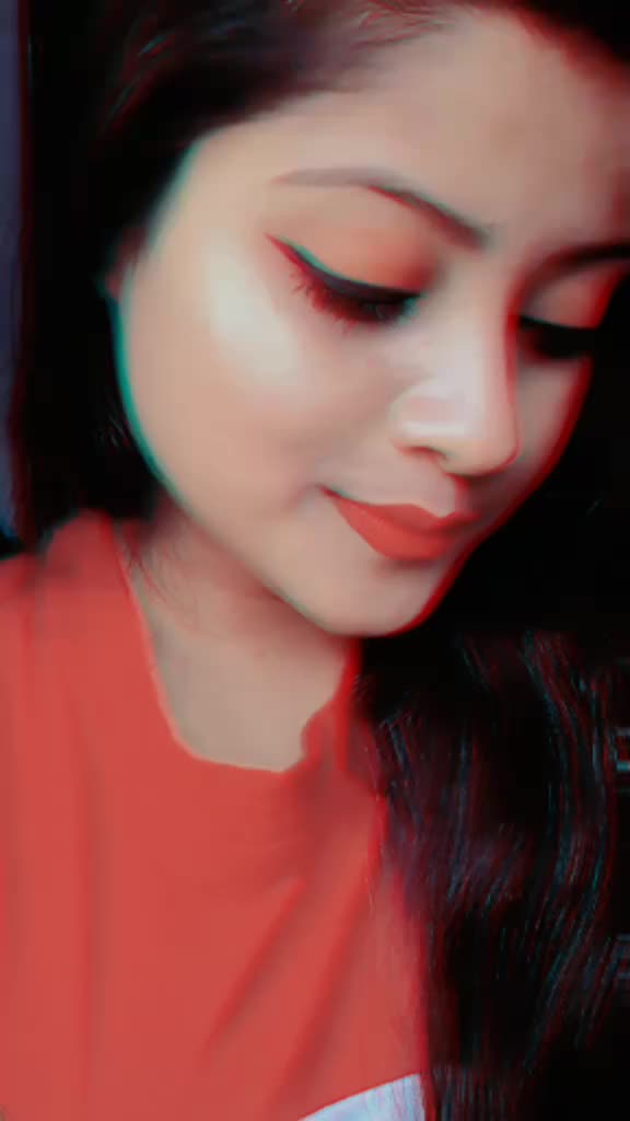 @👑Sayani Roy👑