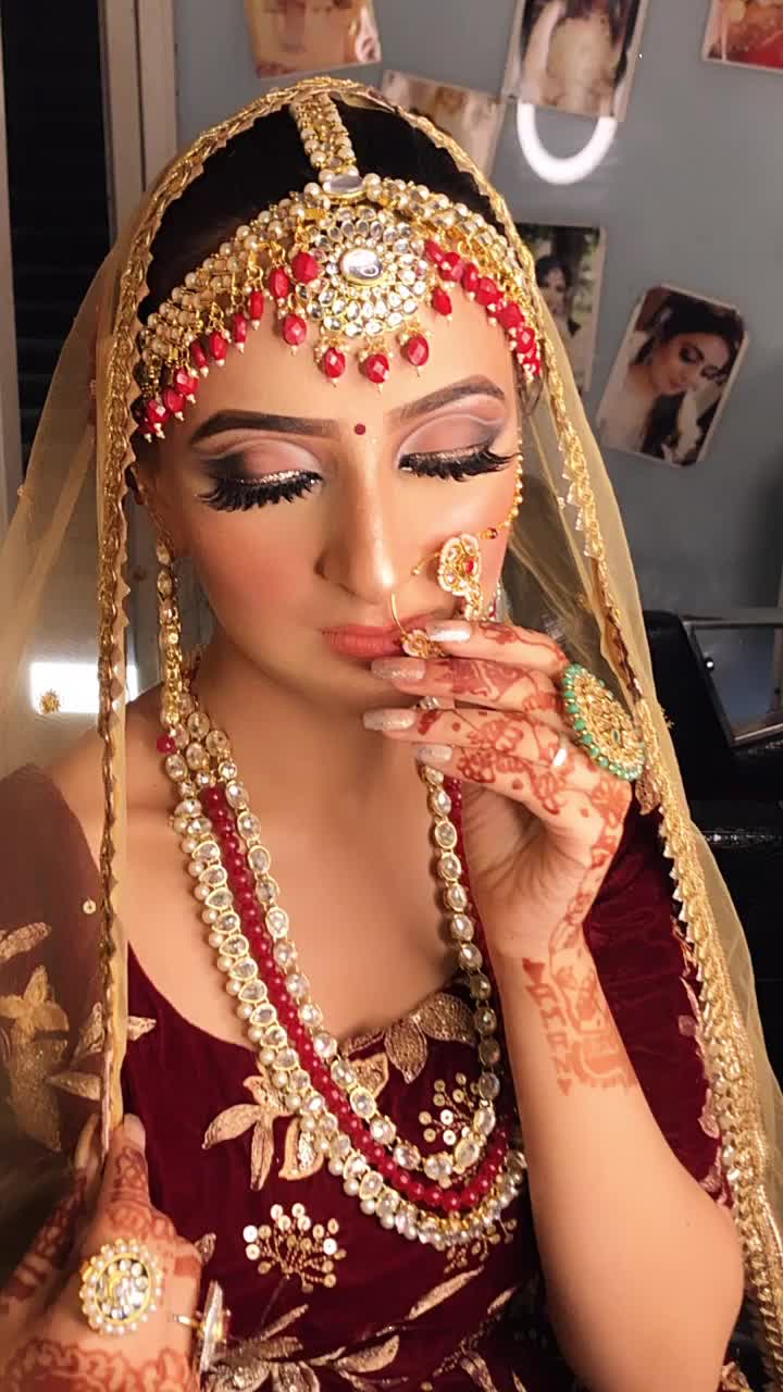 @dh.sheena