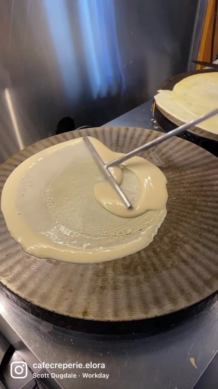@caf&eacute;cr&ecirc;perieofelora