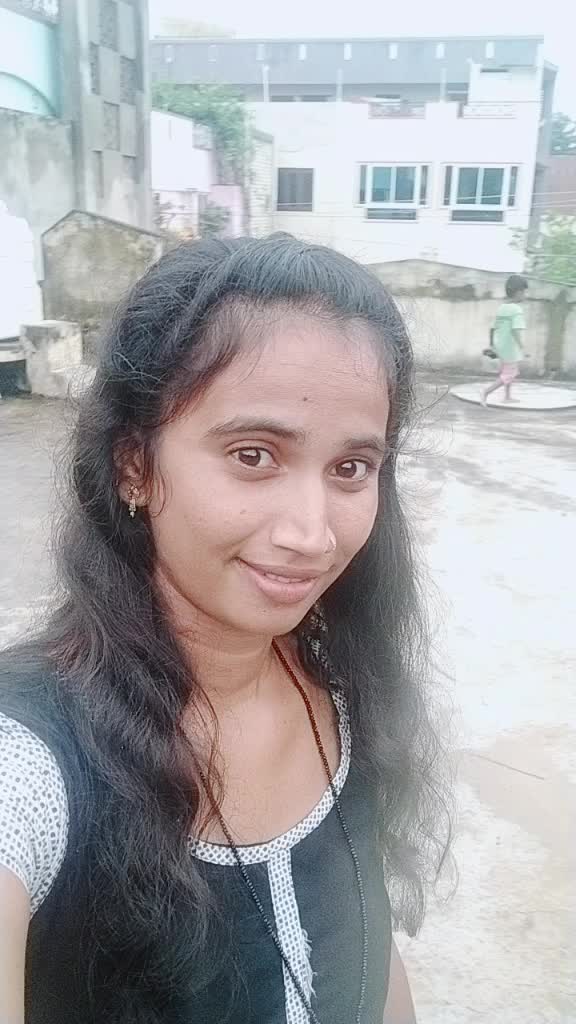 @nageena shaik