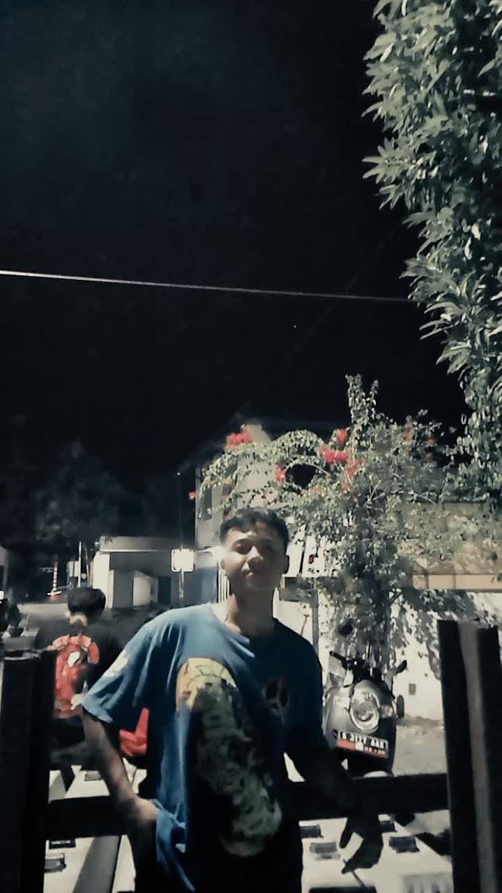 @Bahan Gabutmu🙌