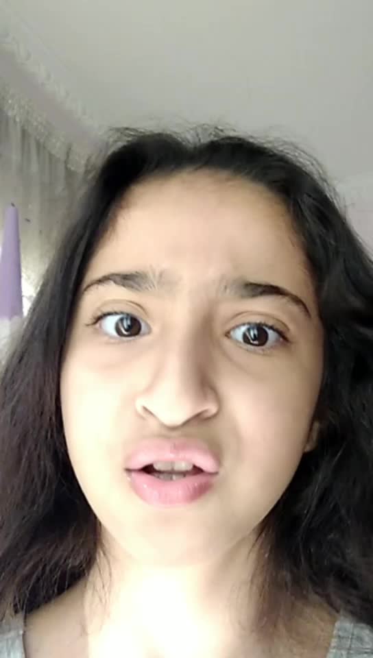@Juliamina