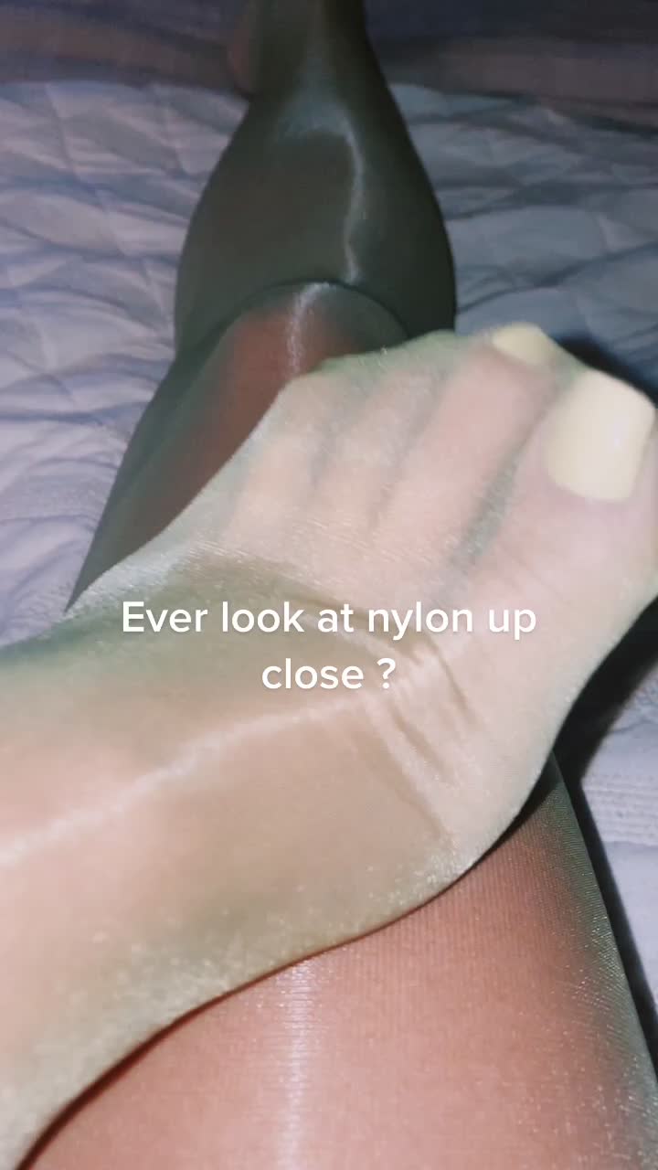 @Nylonskitten