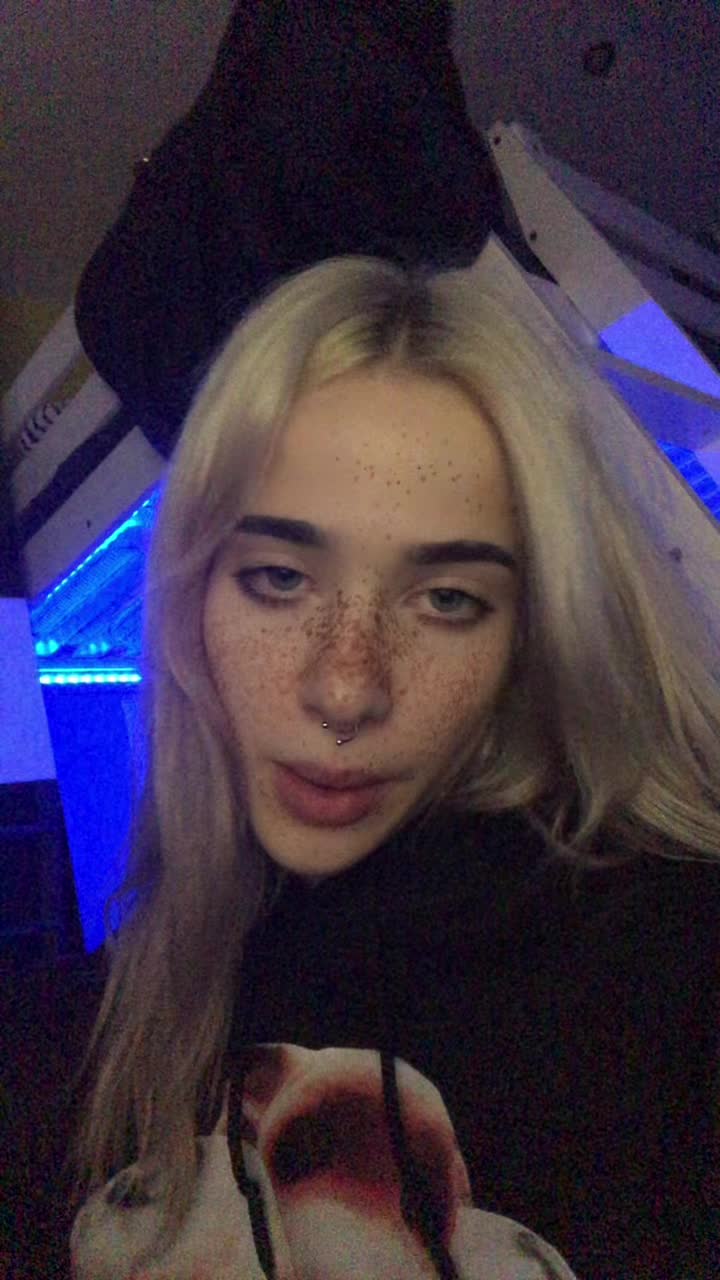@bruxye