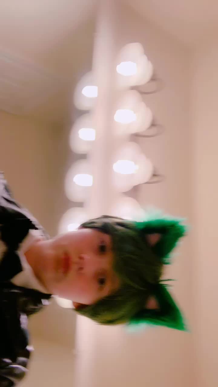 @a weird weirdo