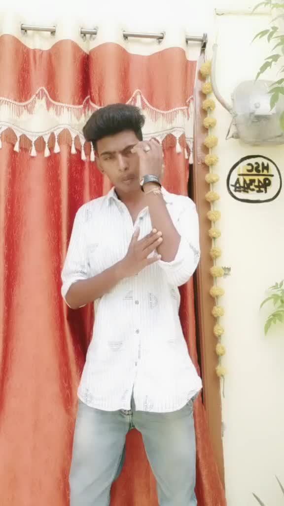 @Kumar royal .....👈