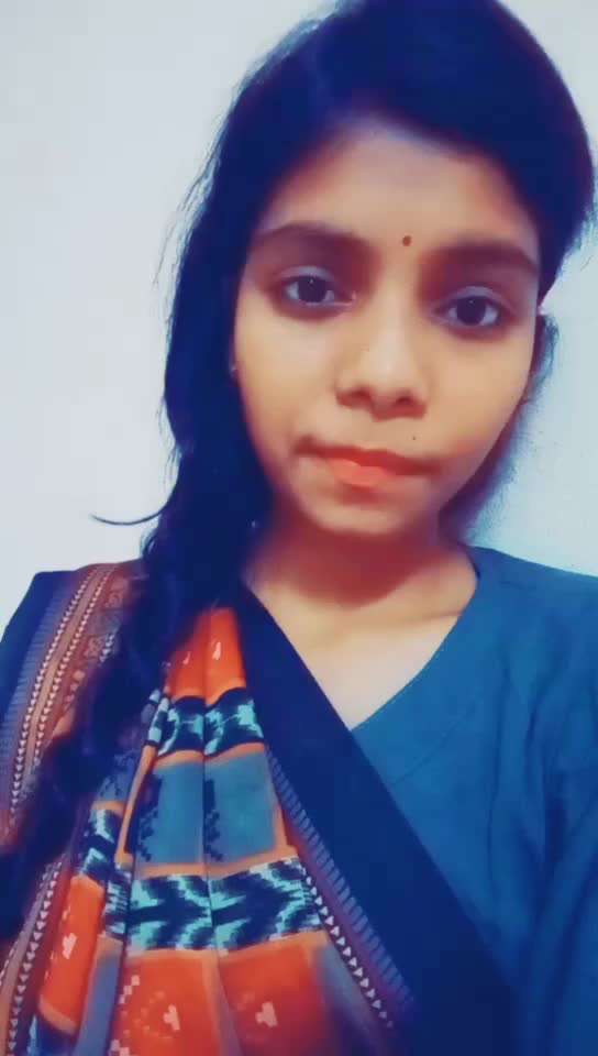 @sparkling_gal_valli