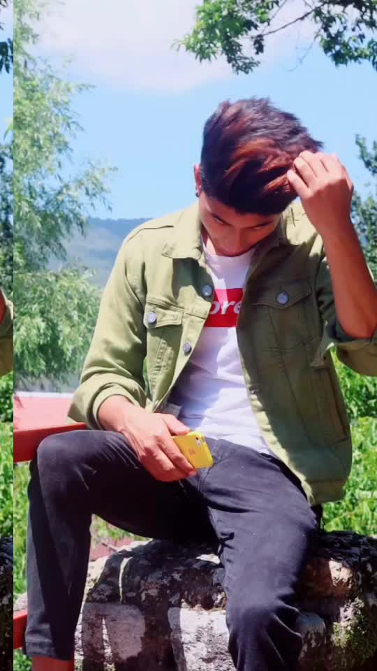 @Aayuxh_
