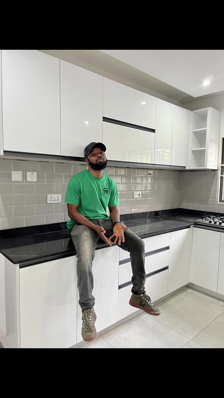 @AZINGO FURNITURE HOUSE