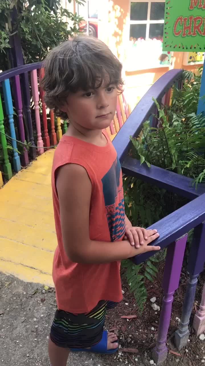 @ariana
