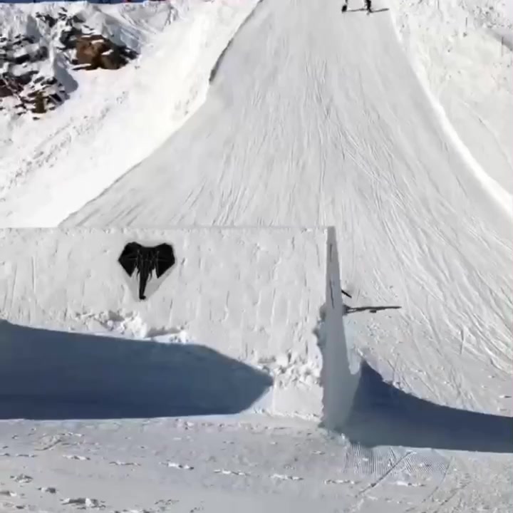 @PAX SNOW