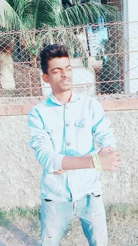 @⚡Y💘YASH💥(Yh)
