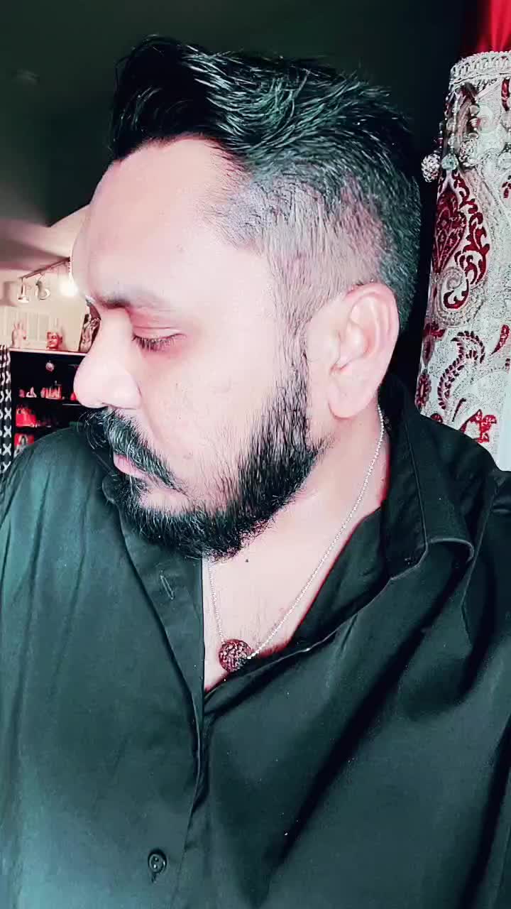 @navinthira