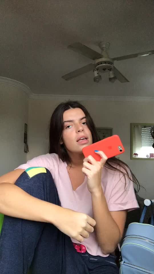 @loliiivillani_