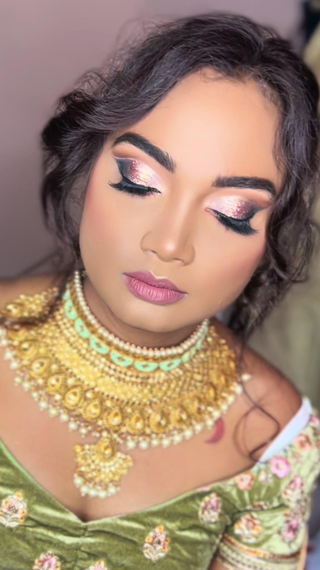 @Vasha R - Makeup Artist 🇹🇹