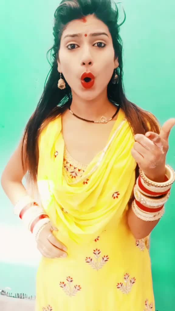 @jailovepriyanka