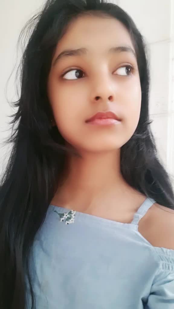 @Laura__Biju