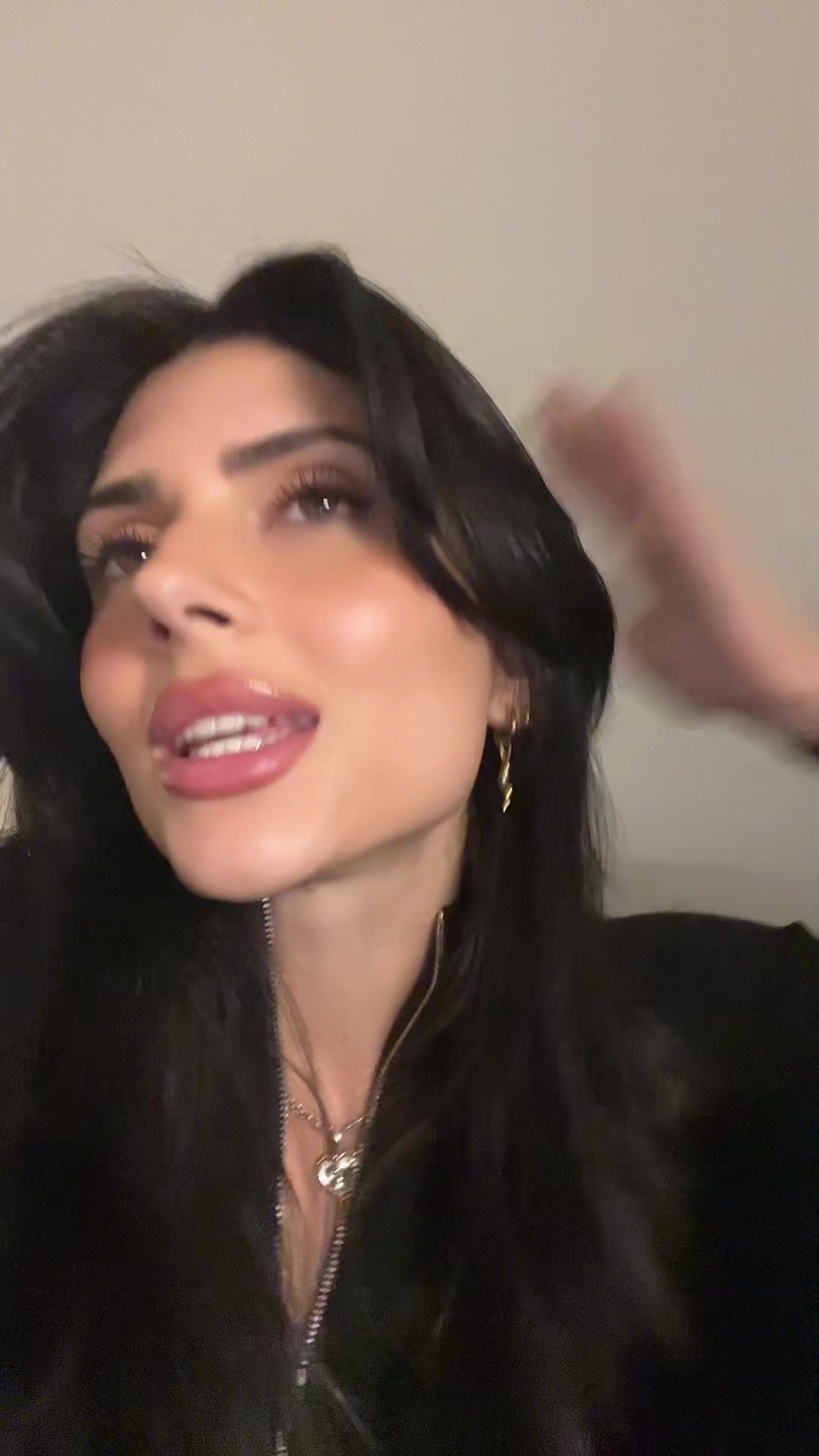 @xhessxhesss
