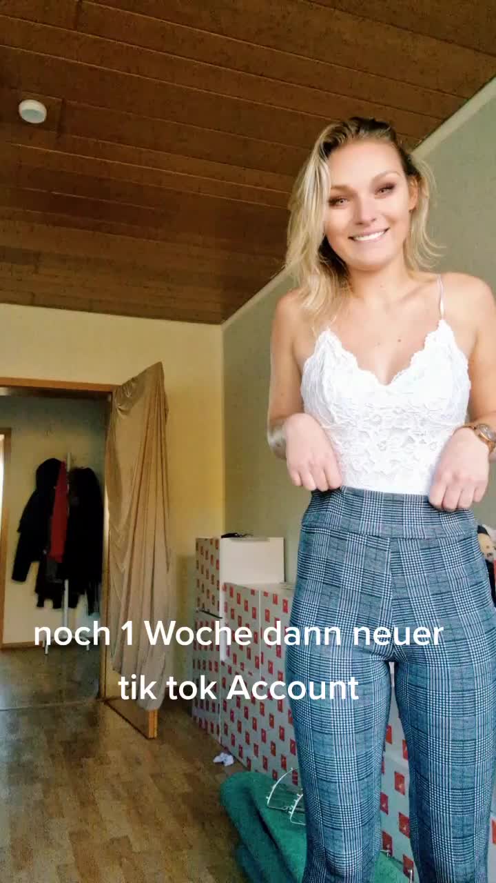@nobodys queen