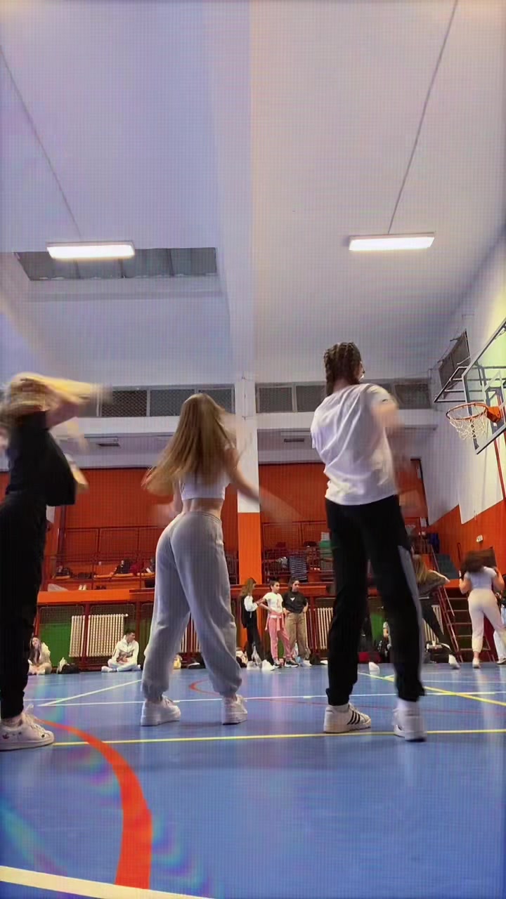 @denisa