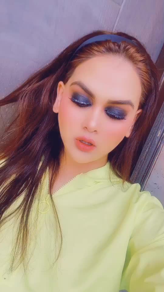 @Nida Khan🦋